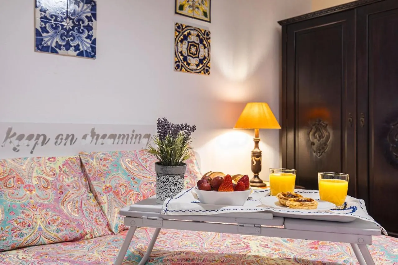 Amazing Camoes Apartment - Chiado, Lisboa
