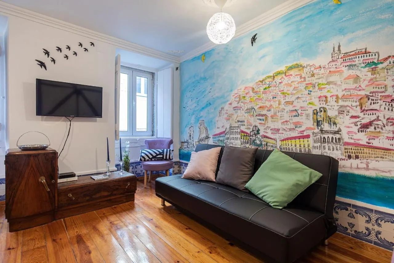 Amazing Camoes Apartment - Chiado, Лиссабон