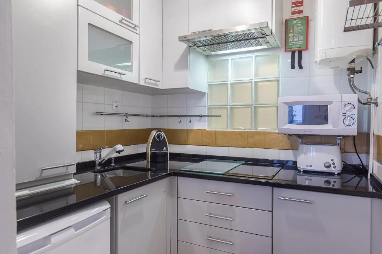 Amazing Camoes Apartment - Chiado, Лиссабон Португалия